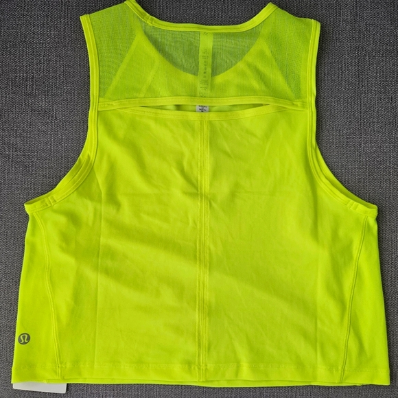 NWT. Lululemon Sculpt Crop Tank, size 6, neon yellow - Picture 2 of 4